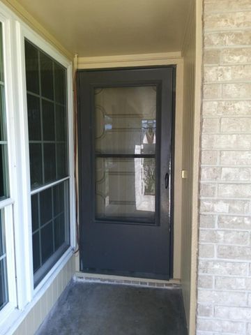 9626 Guest Street, Houston, TX 77078