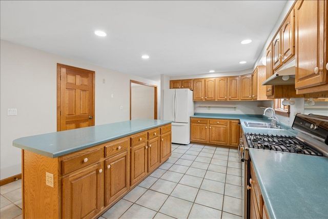 27 Rouleau Drive, Somersworth, NH 03878