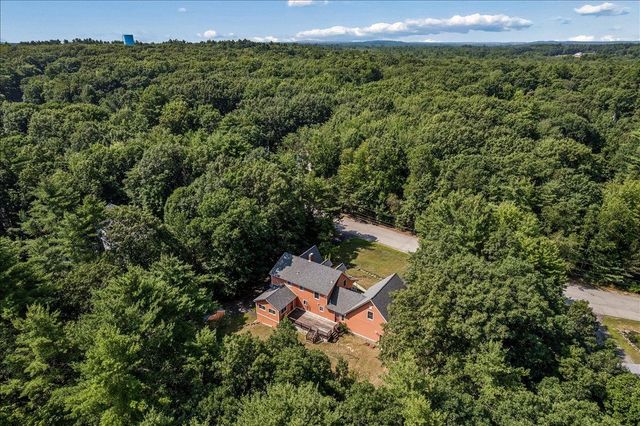 27 Rouleau Drive, Somersworth, NH 03878