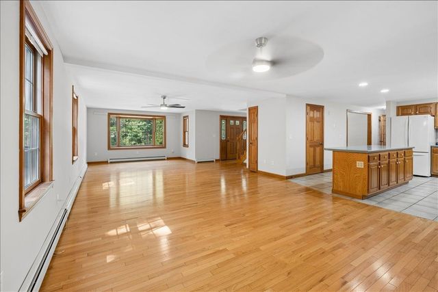 27 Rouleau Drive, Somersworth, NH 03878