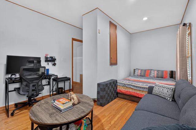 127 WEST 55TH ST, Bayonne, NJ 07002