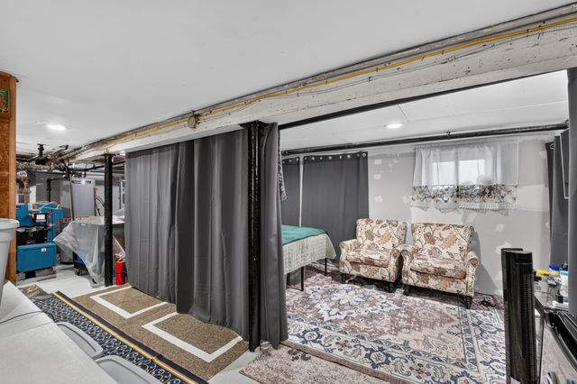 127 WEST 55TH ST, Bayonne, NJ 07002