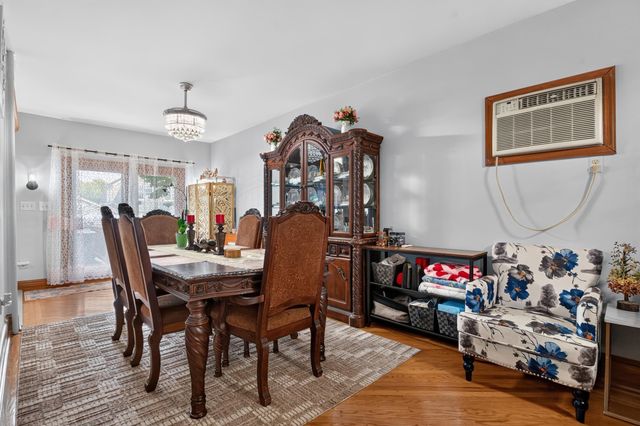 127 WEST 55TH ST, Bayonne, NJ 07002