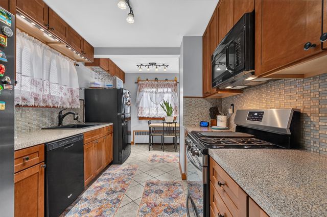 127 WEST 55TH ST, Bayonne, NJ 07002