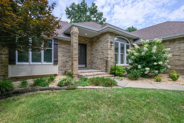 4602 S Forest Avenue, Springfield, MO 65810