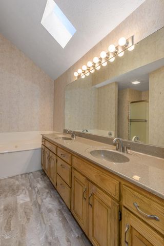 4602 S Forest Avenue, Springfield, MO 65810