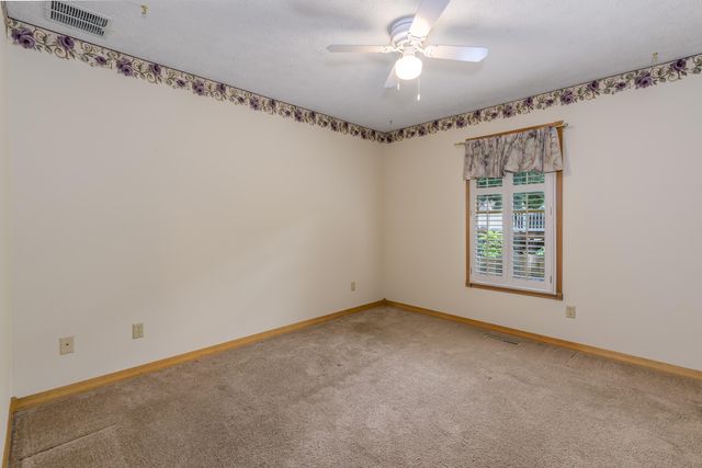 4602 S Forest Avenue, Springfield, MO 65810