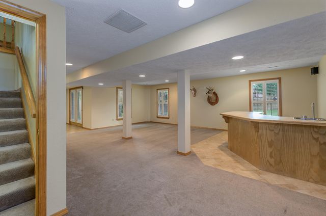 4602 S Forest Avenue, Springfield, MO 65810