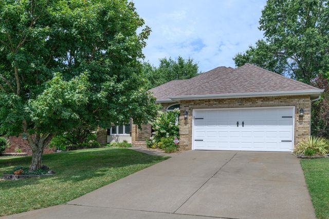 4602 S Forest Avenue, Springfield, MO 65810