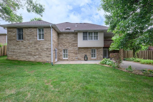 4602 S Forest Avenue, Springfield, MO 65810