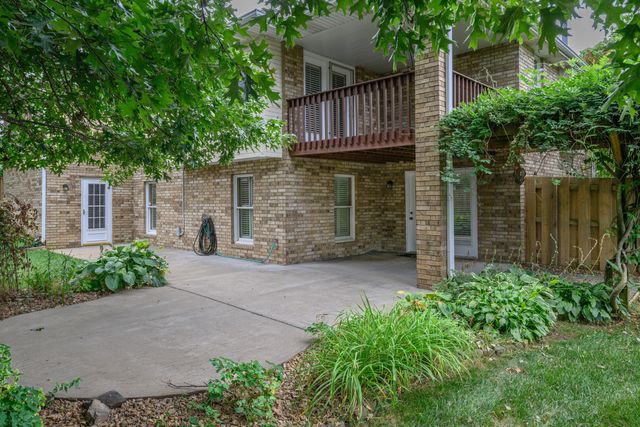 4602 S Forest Avenue, Springfield, MO 65810