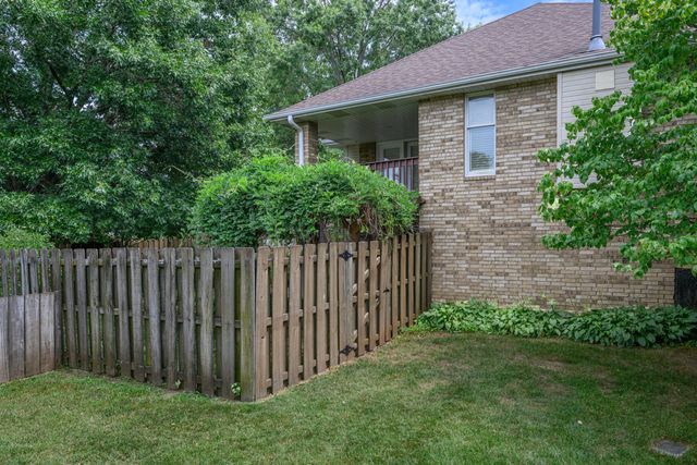 4602 S Forest Avenue, Springfield, MO 65810