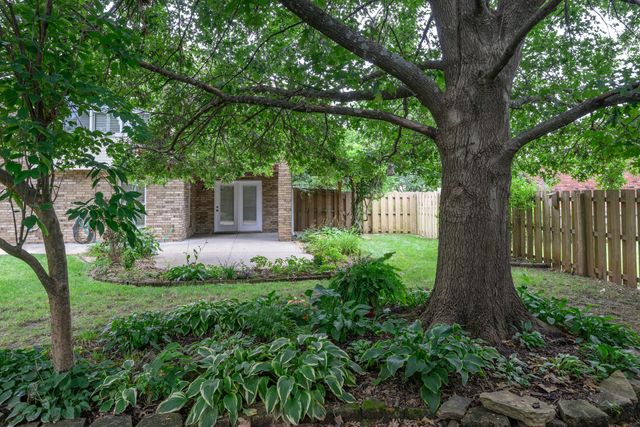 4602 S Forest Avenue, Springfield, MO 65810