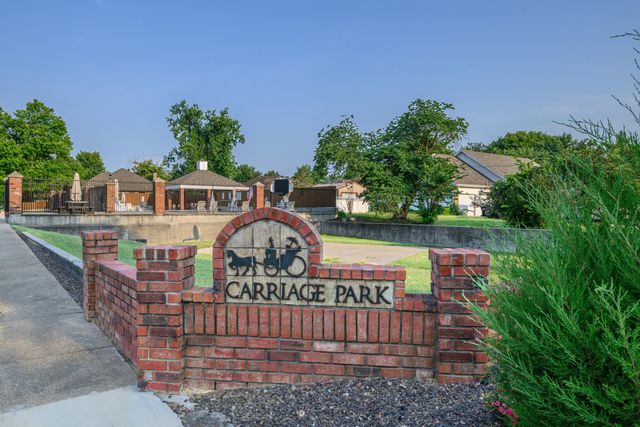 4602 S Forest Avenue, Springfield, MO 65810