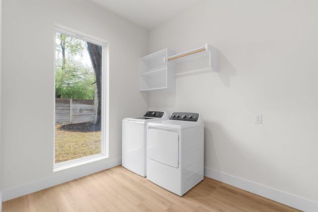 102 W Fawnridge DR, Austin, TX 78753