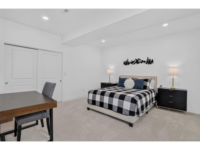 7100 S Riverwood Way, Aurora, CO 80016