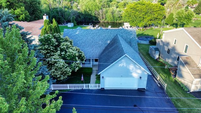 36709 N Lake Street, Ingleside, IL 60041