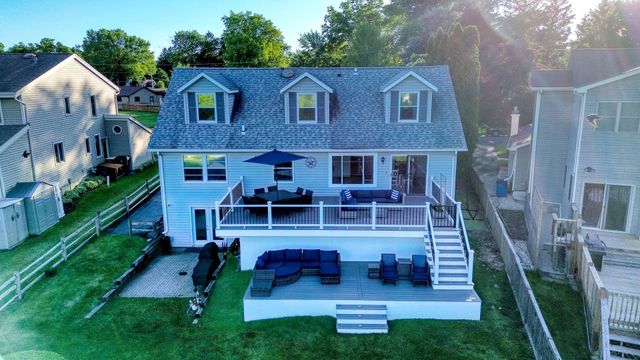 36709 N Lake Street, Ingleside, IL 60041
