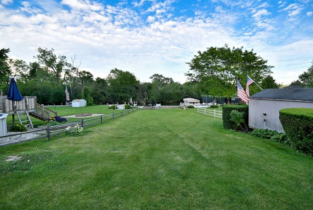 36709 N Lake Street, Ingleside, IL 60041