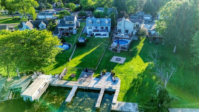 36709 N Lake Street, Ingleside, IL 60041