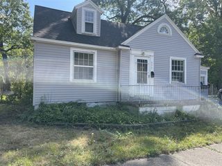 371 E Columbia Avenue, Muskegon Heights, MI 49444