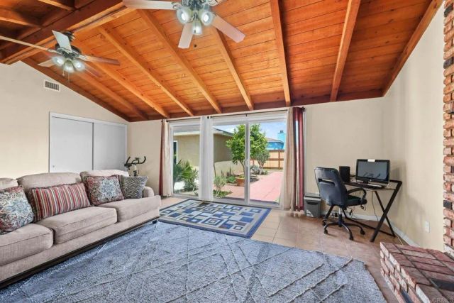 725 5th Avenue, Chula Vista, CA 91910