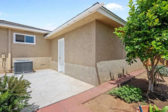 725 5th Avenue, Chula Vista, CA 91910