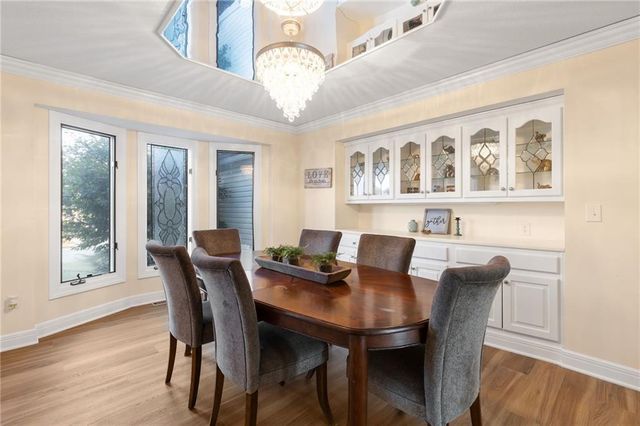 1226 Pembrooke Drive, Warrensburg, MO 64093