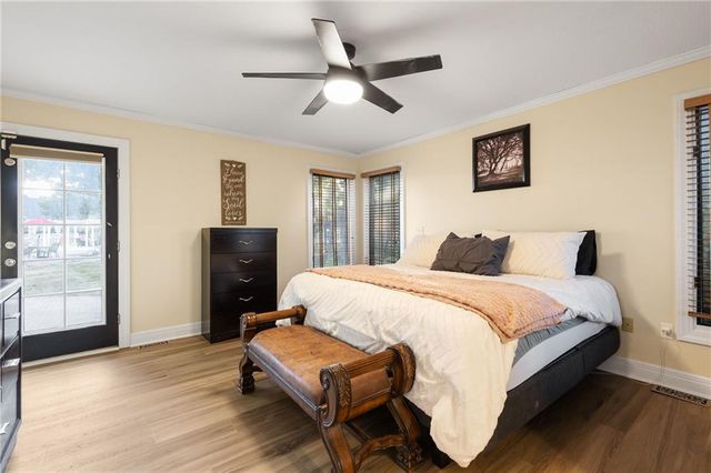 1226 Pembrooke Drive, Warrensburg, MO 64093