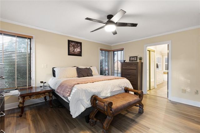 1226 Pembrooke Drive, Warrensburg, MO 64093