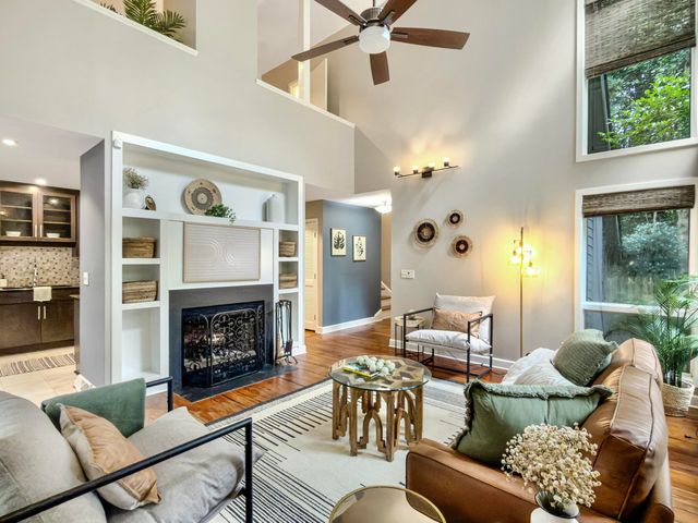 523 W Carolina Avenue, Summerville, SC 29483
