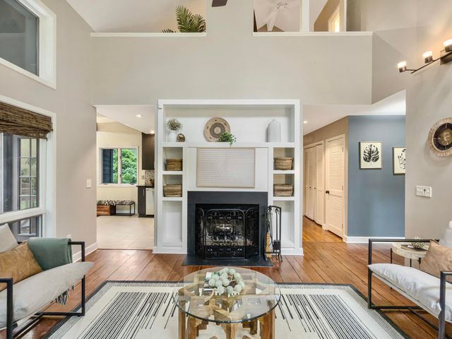 523 W Carolina Avenue, Summerville, SC 29483