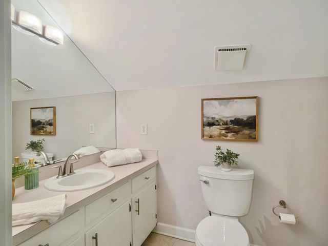 523 W Carolina Avenue, Summerville, SC 29483