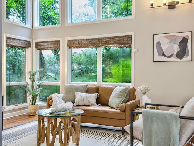 523 W Carolina Avenue, Summerville, SC 29483