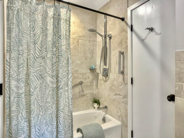 523 W Carolina Avenue, Summerville, SC 29483