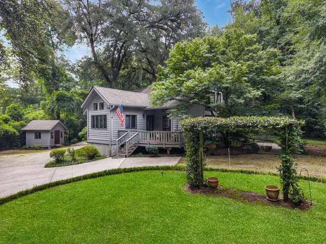 523 W Carolina Avenue, Summerville, SC 29483