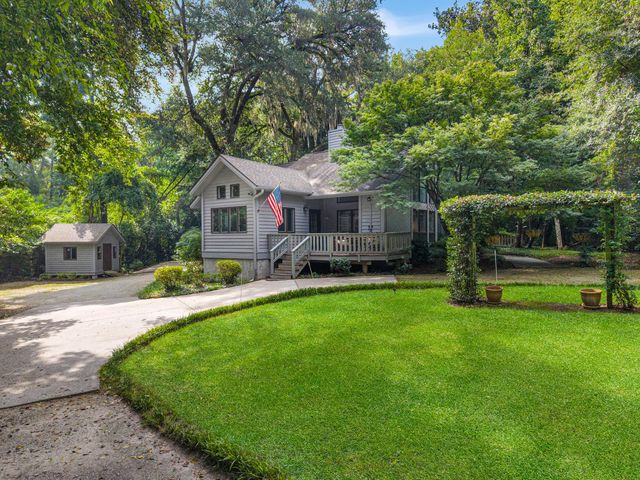523 W Carolina Avenue, Summerville, SC 29483
