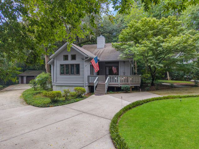 523 W Carolina Avenue, Summerville, SC 29483
