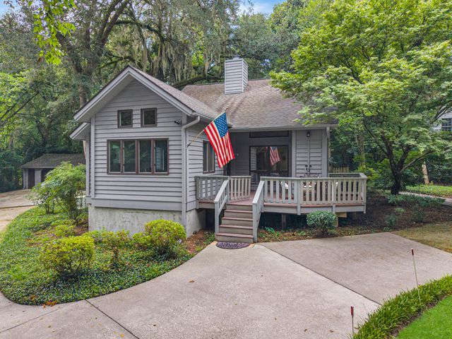 523 W Carolina Avenue, Summerville, SC 29483