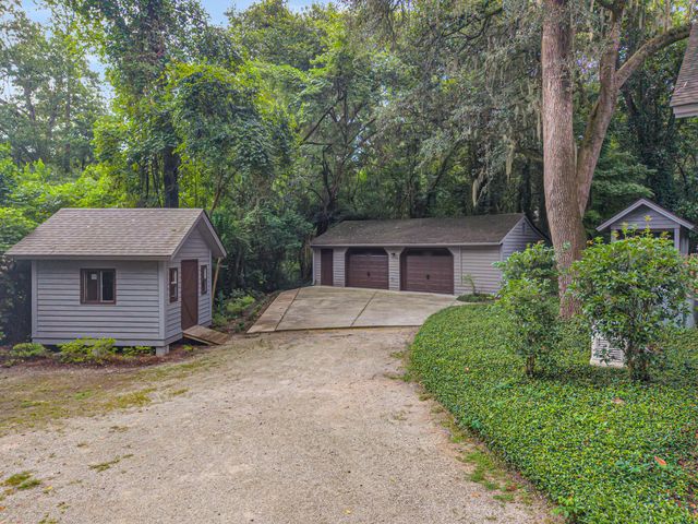 523 W Carolina Avenue, Summerville, SC 29483