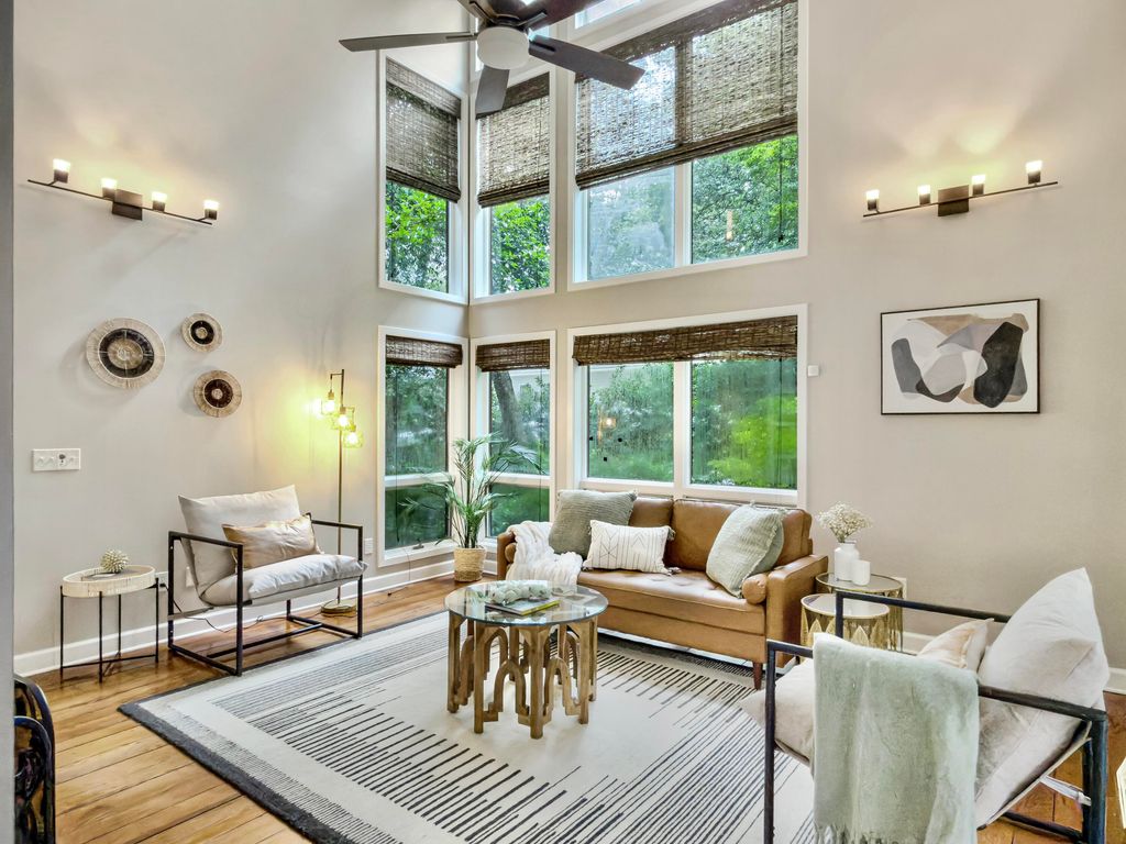 523 W Carolina Avenue, Summerville, SC 29483