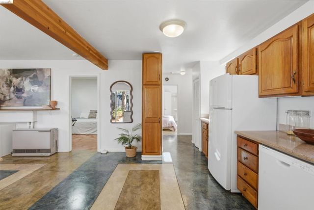 961 963 37th Street, Oakland, CA 94608