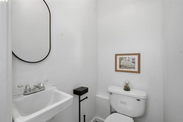 961 963 37th Street, Oakland, CA 94608