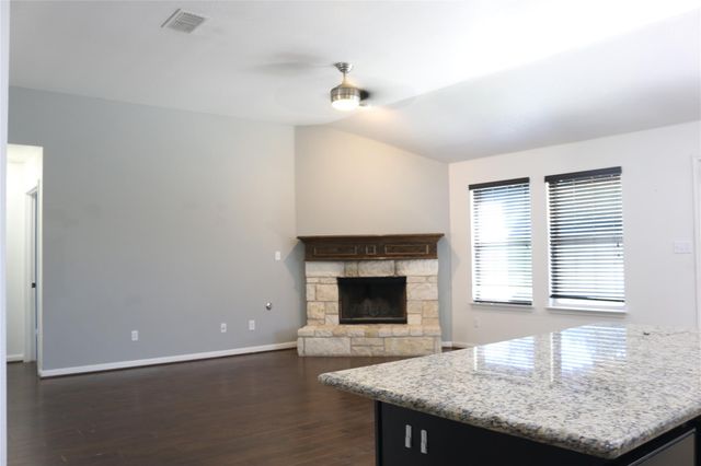521 Stone View TRL, Austin, TX 78737