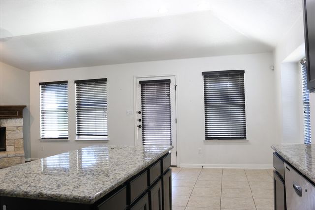 521 Stone View TRL, Austin, TX 78737