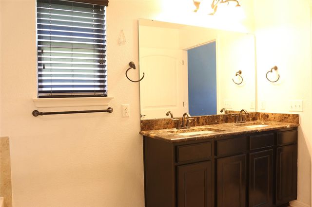 521 Stone View TRL, Austin, TX 78737