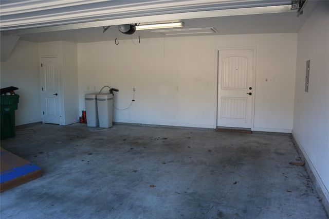 521 Stone View TRL, Austin, TX 78737