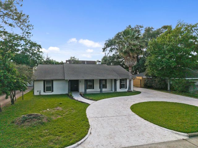 2402 Chimney Rock Road, Houston, TX 77056