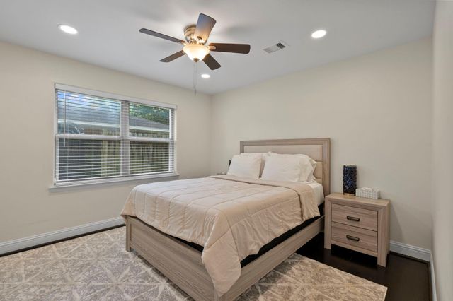 2402 Chimney Rock Road, Houston, TX 77056