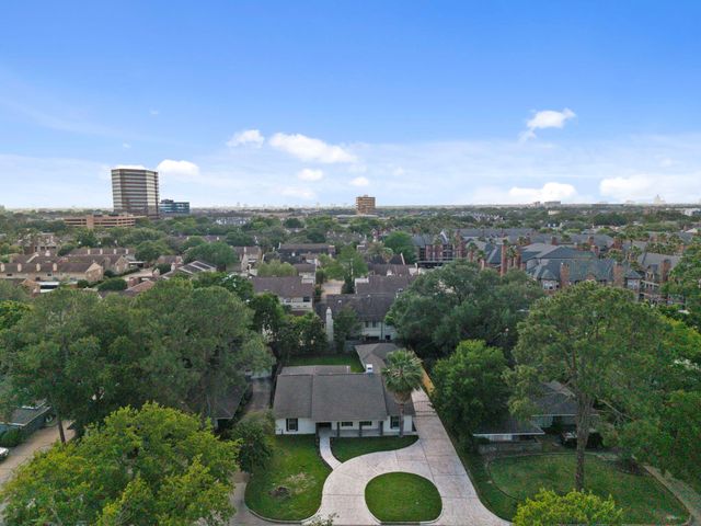 2402 Chimney Rock Road, Houston, TX 77056